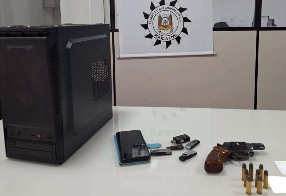 Operação da Polícia Civil em Bento Gonçalves (RS) apura suposta atuação irregular de homem que alegou exercer a profissão de investigação particular